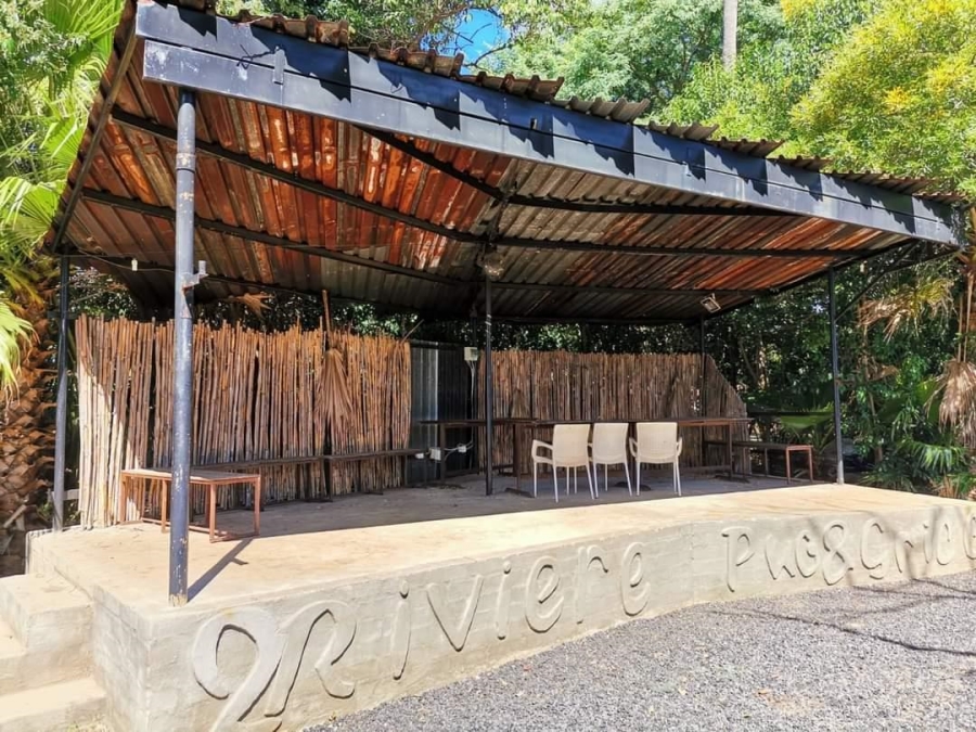 Commercial Property for Sale in Tweeriviere A H North West